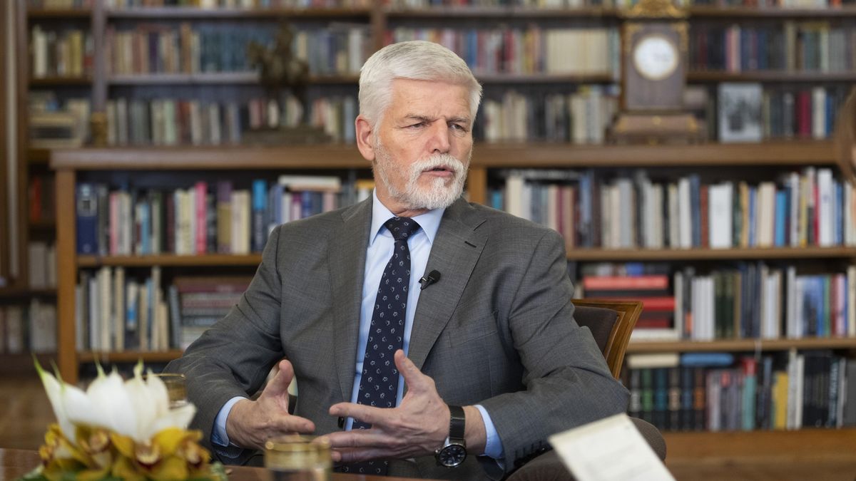 Pavel zopakoval, že s dostatečnou podporou občanů zváží druhý mandát